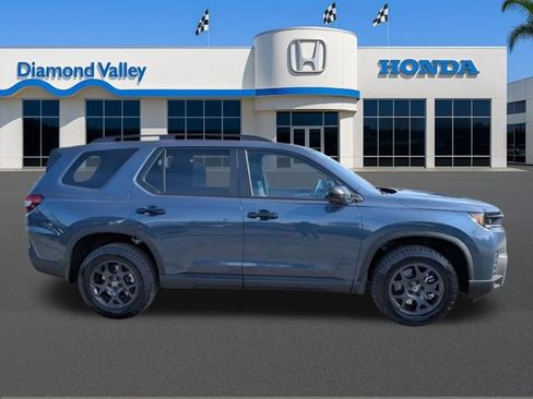 New 2026 Honda Pilot TrailSport image 2