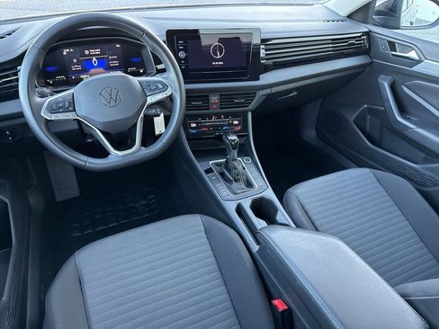 Certified 2025 Volkswagen Jetta S image 14