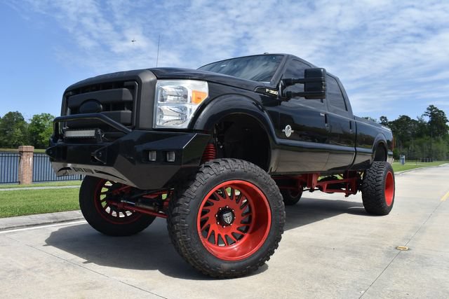 Used 2015 Ford F350 Platinum w/ FX4 Off-Road Package AWD/4WD image 5