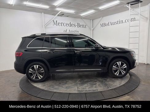 Certified 2026 Mercedes-Benz GLB 250 4MATIC image 9