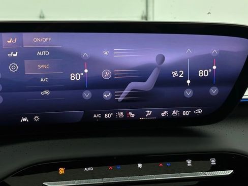 New 2026 Buick Enclave Avenir image 31