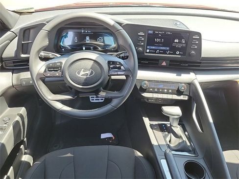 New 2025 Hyundai Elantra Sport w/ Cargo Package image 3