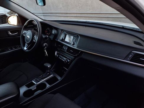 Used 2016 Kia Optima LX image 23