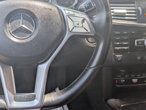 Used 2012 Mercedes-Benz E 350 4MATIC Sedan w/ Premium 2 Pkg image 28