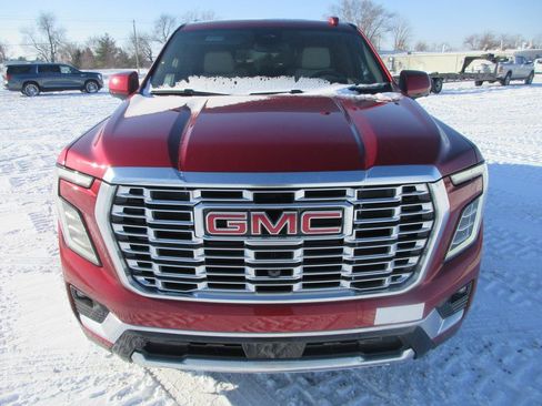 New 2026 GMC Yukon XL Denali w/ Sun & Power Step Package image 10