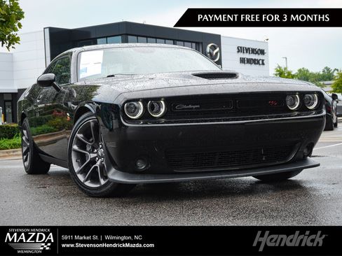 Used 2023 Dodge Challenger R/T Scat Pack w/ Plus Package RWD image 1