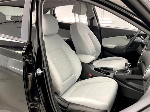Certified 2023 Hyundai Kona SEL w/ Cargo Package FWD image 7
