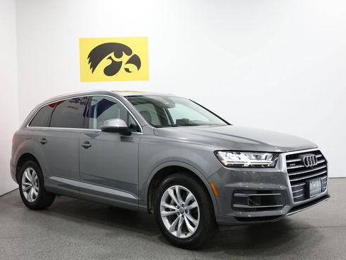 Used 2018 Audi Q7 3.0T Premium Plus w/ Premium Plus Package AWD/4WD image 6