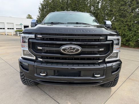 Used 2022 Ford F250 Platinum AWD/4WD image 6