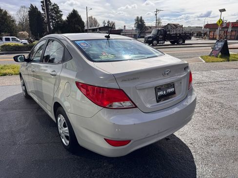 Used 2016 Hyundai Accent SE FWD image 8