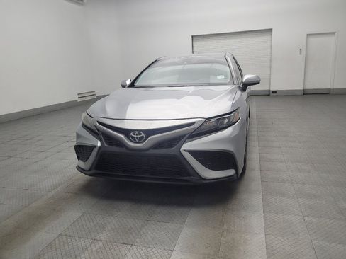 Used 2021 Toyota Camry SE image 15