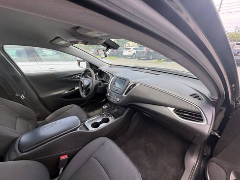 Used 2016 Chevrolet Malibu LS FWD image 12