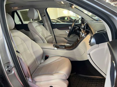 Certified 2022 Mercedes-Benz GLC 300 4MATIC image 12