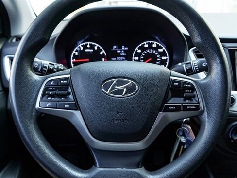 Used 2021 Hyundai Accent SEL image 10