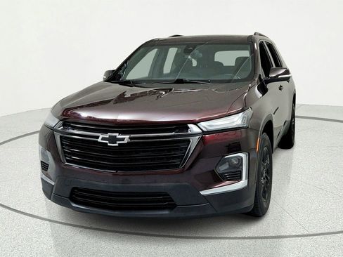 Certified 2023 Chevrolet Traverse LT w/ Midnight/Sport Edition FWD image 8