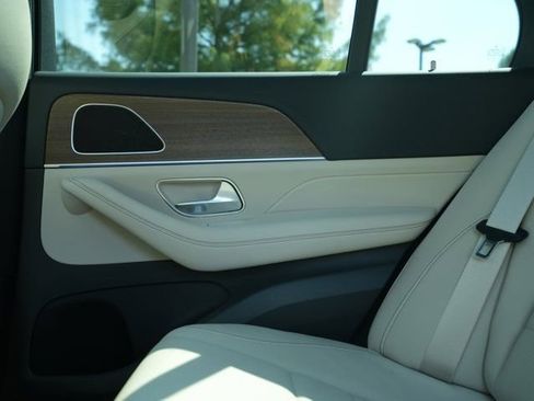 Certified 2026 Mercedes-Benz GLE 350 4MATIC image 40