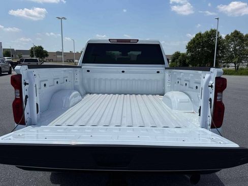 New 2026 Chevrolet Silverado 2500 Custom w/ Custom Value Package AWD/4WD image 11