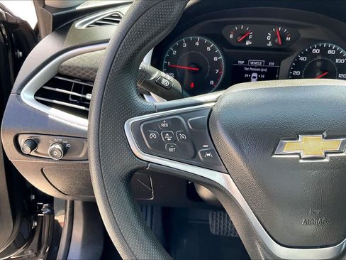 Used 2024 Chevrolet Malibu LS FWD image 23