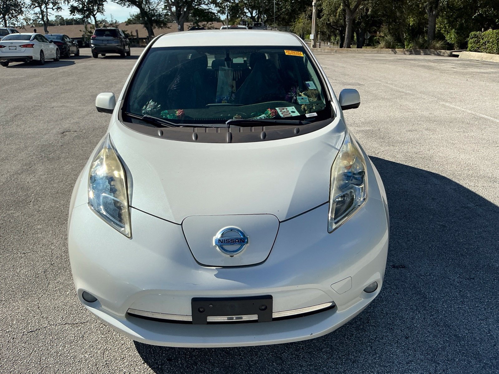 Used 2013 Nissan Leaf SL w/ Premium Pkg FWD image 3