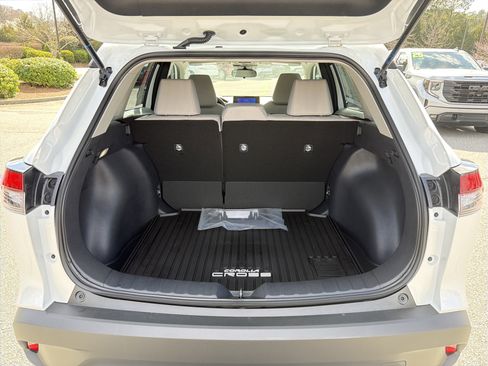 New 2026 Toyota Corolla Cross L image 18