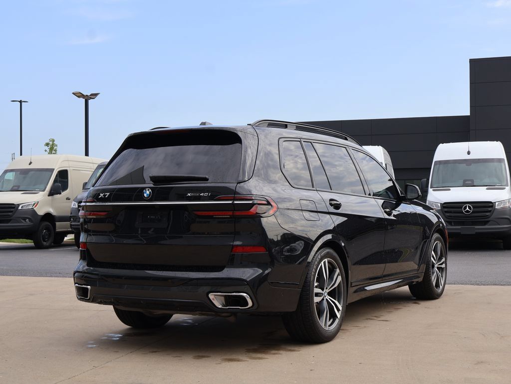 Used 2026 BMW X7 xDrive40i w/ Executive Package AWD/4WD image 5