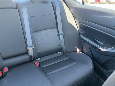 Used 2025 Nissan Altima 2.5 SV image 35