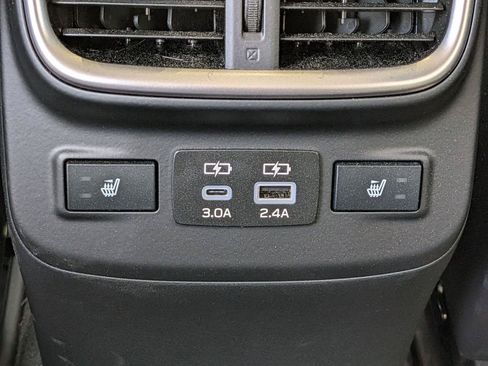 Certified 2025 Subaru Outback Limited AWD/4WD image 38