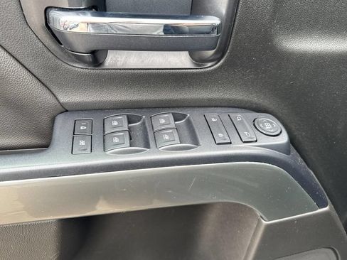 Used 2018 Chevrolet Silverado 1500 LT w/ All Star Edition AWD/4WD image 13