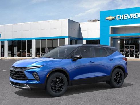 New 2026 Chevrolet Blazer LT AWD/4WD image 2