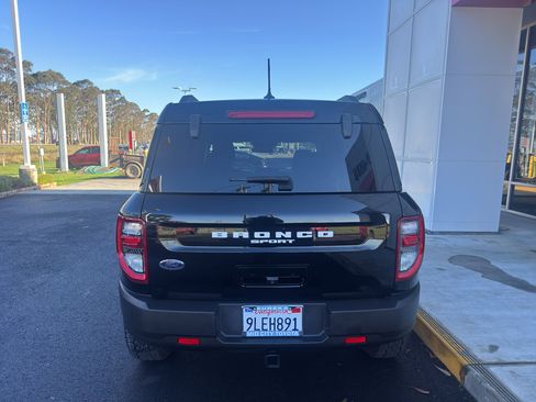 Used 2023 Ford Bronco Sport Badlands image 11