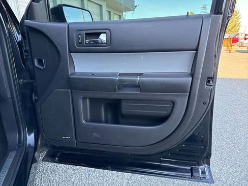 Used 2014 Ford Flex Limited w/ Equipment Group 303A AWD/4WD image 11