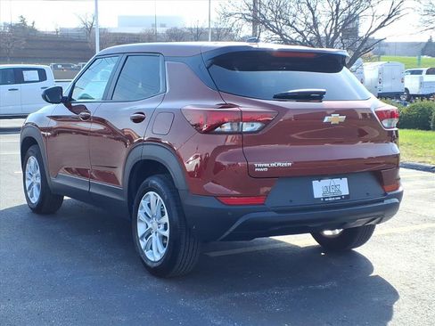 Used 2025 Chevrolet TrailBlazer LS w/ LS Convenience Package image 5