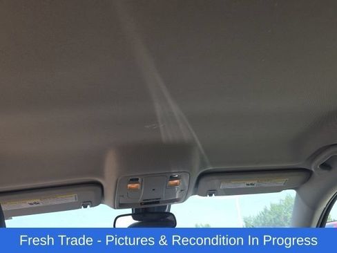 Used 2016 Chevrolet Malibu LTZ FWD image 18