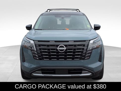 New 2026 Nissan Pathfinder Platinum image 9