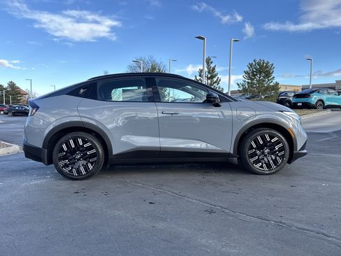 New 2026 Nissan Leaf Platinum+ w/ Cargo Package (Platinum+) image 2