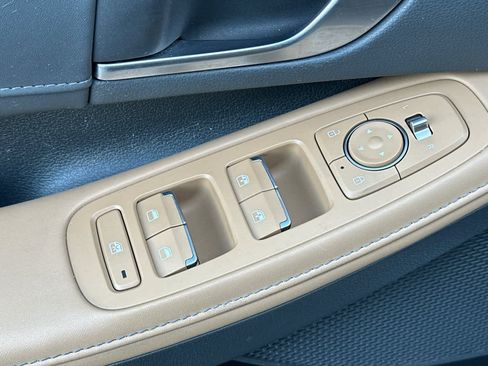 Used 2020 Hyundai Sonata Limited image 13