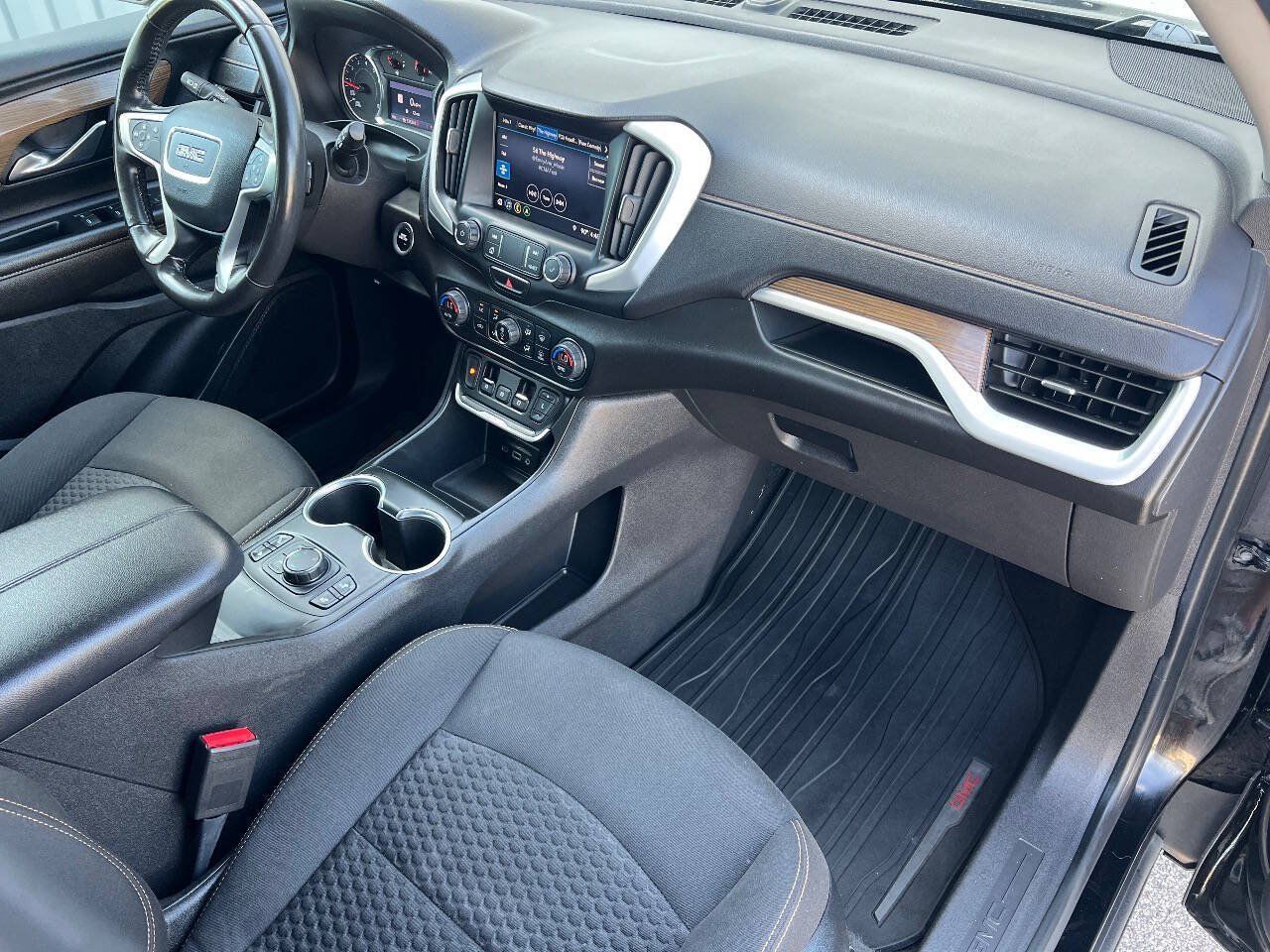 Used 2020 GMC Terrain SLE w/ Driver Convenience Package AWD/4WD image 21