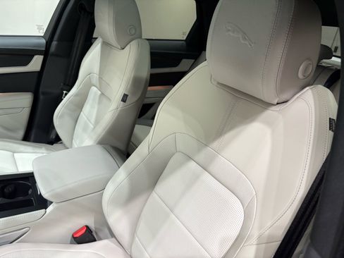 New 2026 Jaguar F-PACE R-Dynamic S image 8