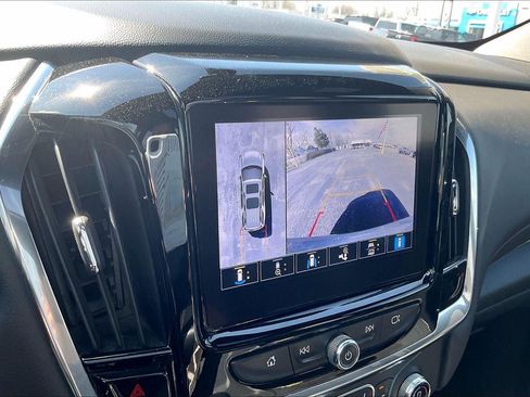 Used 2023 Chevrolet Traverse RS image 22