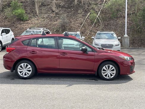 Used 2017 Subaru Impreza 2.0i image 6