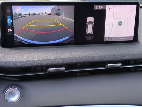 Certified 2022 Genesis GV70 2.5T image 19