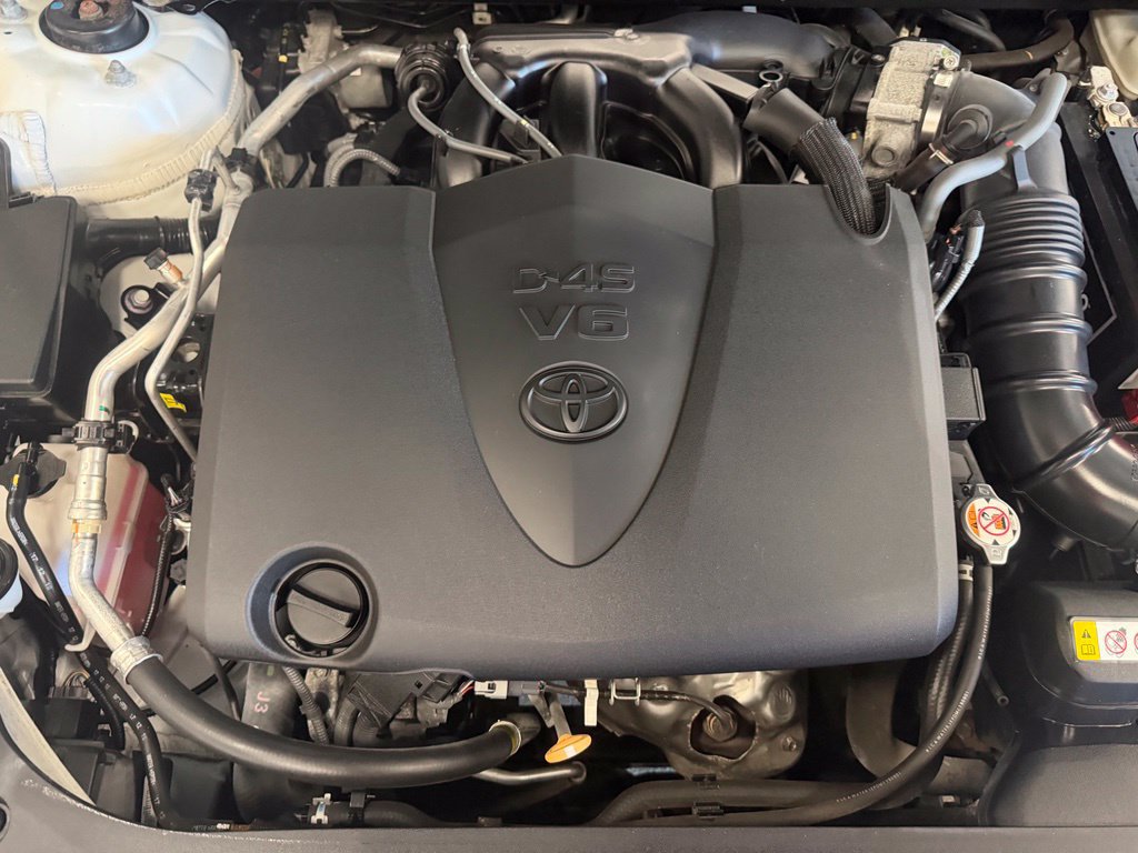 Used 2020 Toyota Avalon TRD w/ All Weather Liner Package FWD image 9