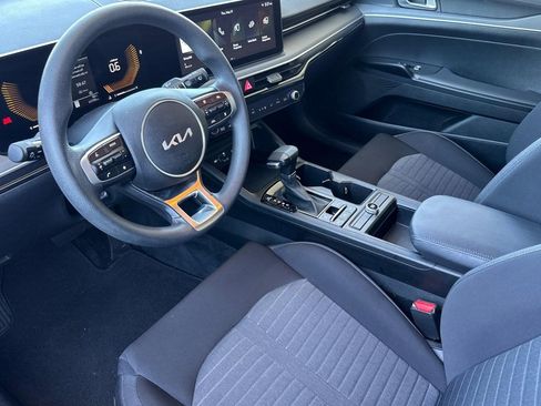 Used 2025 Kia K5 LXS FWD image 4
