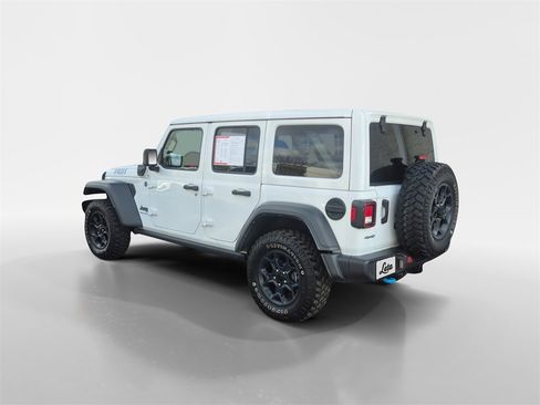 Used 2023 Jeep Wrangler Unlimited w/ Sun & Screen Package image 6