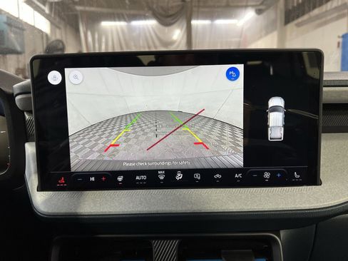 New 2025 Ford Maverick XLT w/ XLT Luxury Package image 19