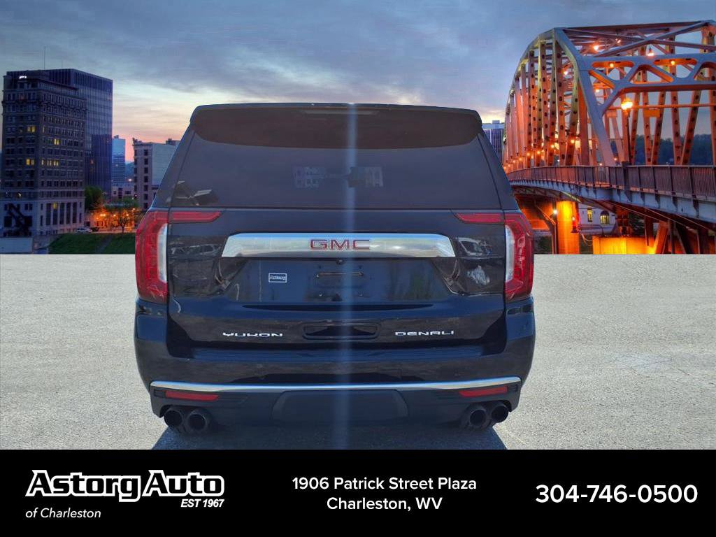 Used 2023 GMC Yukon Denali AWD/4WD image 4