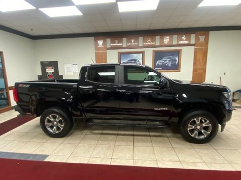 Used 2017 Chevrolet Colorado Z71 RWD image 4