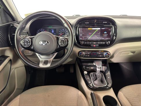 Used 2020 Kia Soul EX image 30