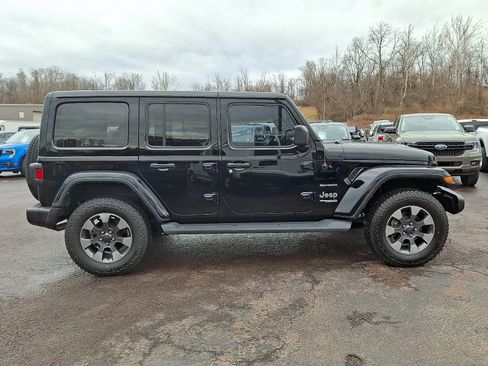 Used 2021 Jeep Wrangler Unlimited Sahara image 12