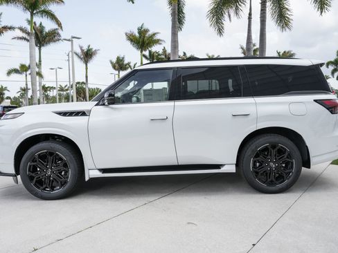 New 2026 INFINITI QX80 4WD w/ Sport Exterior Package image 21
